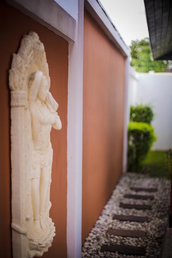 The Iris Pool Villa Rawai Rum bild